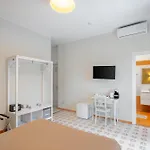 The Reef 4*