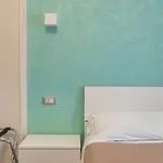 The Reef Bed and breakfast 4*