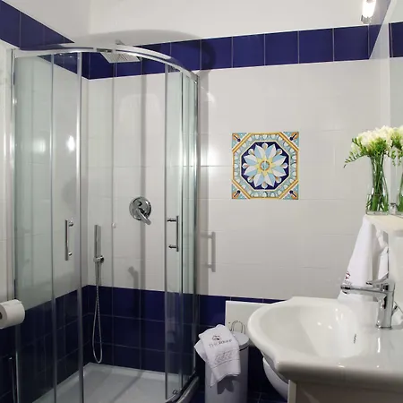 ベッド・アンド・ブレックファスト The Reef 4*