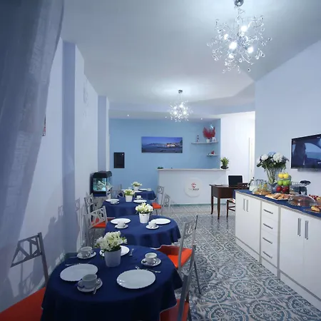 ベッド・アンド・ブレックファスト The Reef 4*