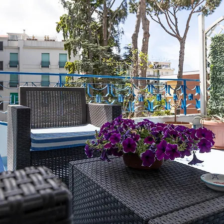 ベッド・アンド・ブレックファスト The Reef