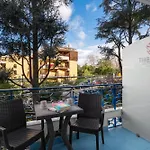 The Reef Bed & Breakfast 4*
